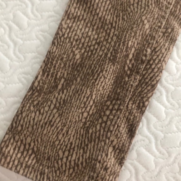 Snakeskin pattern tan and brown jeggings - new - Picture 2 of 6